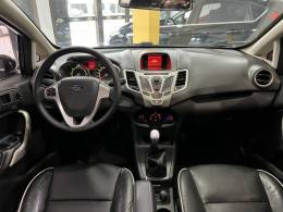 FORD - FIESTA - 2012/2012 - Preta - R$ 39.900,00