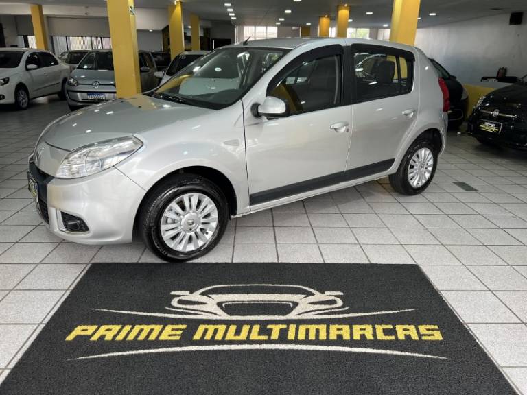 RENAULT - SANDERO - 2012/2012 - Prata - R$ 32.900,00