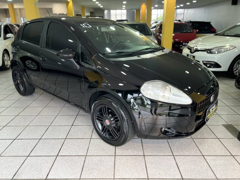 FIAT - PUNTO - 2010/2010 - Preta - R$ 34.900,00