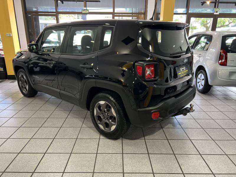 JEEP - RENEGADE - 2015/2016 - Preta - R$ 69.900,00