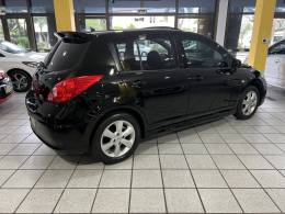 NISSAN - TIIDA - 2012/2013 - Preta - R$ 43.900,00