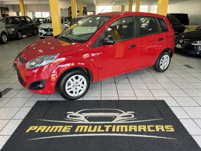 FORD - FIESTA - 2013/2013 - Vermelha - R$ 30.900,00