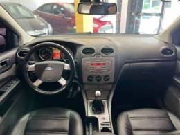 FORD - FOCUS - 2013/2013 - Branca - R$ 44.900,00