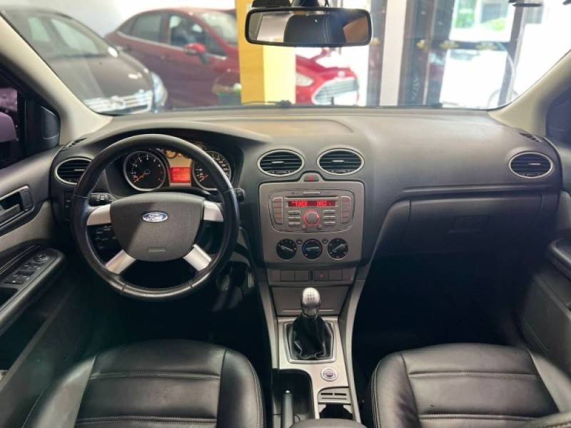 FORD - FOCUS - 2013/2013 - Branca - R$ 44.900,00
