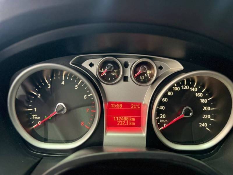 FORD - FOCUS - 2013/2013 - Branca - R$ 44.900,00