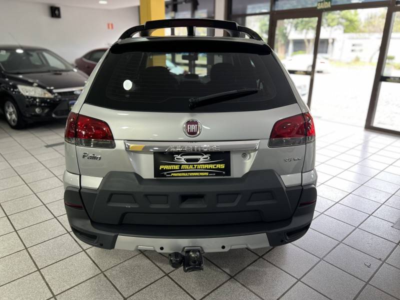 FIAT - PALIO - 2014/2015 - Prata - R$ 46.900,00