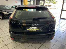 FORD - FOCUS - 2013/2013 - Preta - R$ 41.900,00