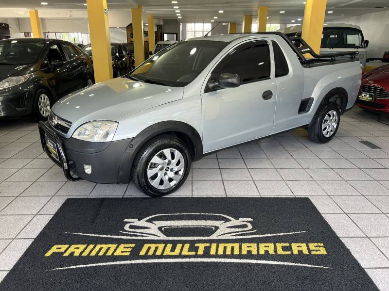 CHEVROLET - MONTANA - 2010/2010 - Prata - R$ 31.900,00