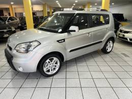 KIA MOTORS - SOUL - 2011/2011 - Prata - R$ 43.900,00