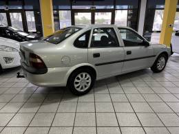 CHEVROLET - VECTRA - 1999/1999 - Prata - R$ 14.900,00