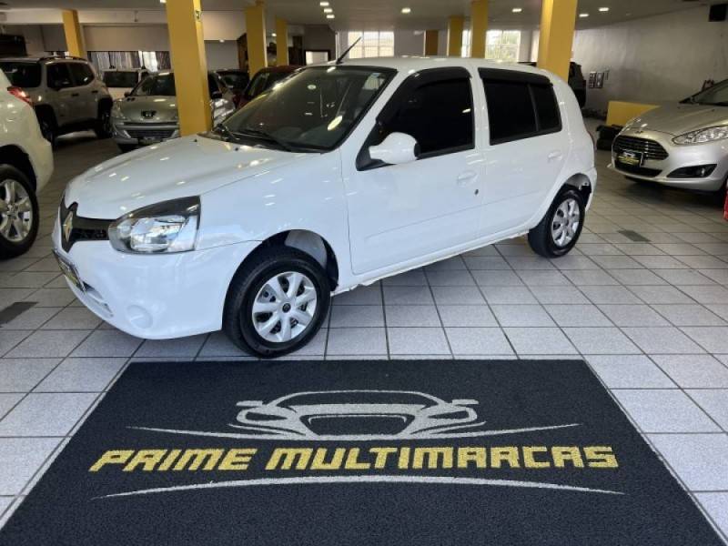 RENAULT - CLIO - 2015/2016 - Branca - R$ 31.900,00