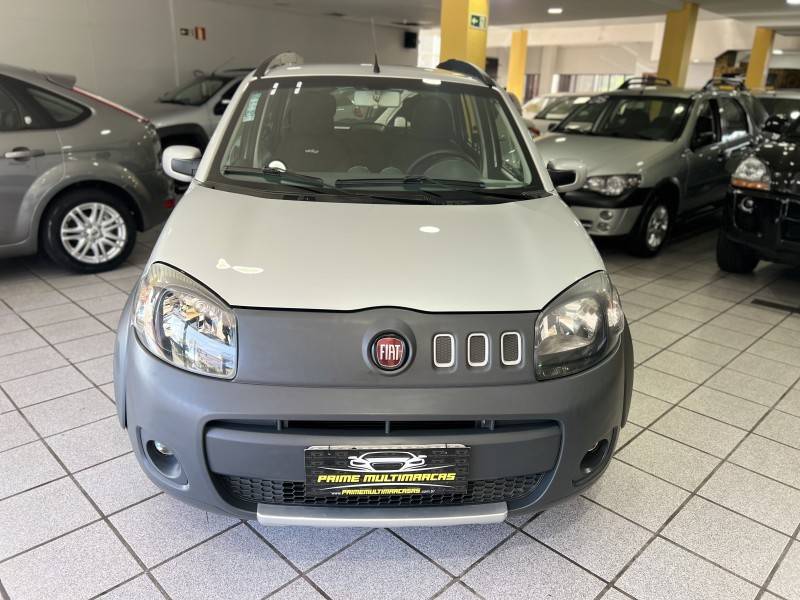 FIAT - UNO - 2011/2011 - Prata - R$ 31.900,00