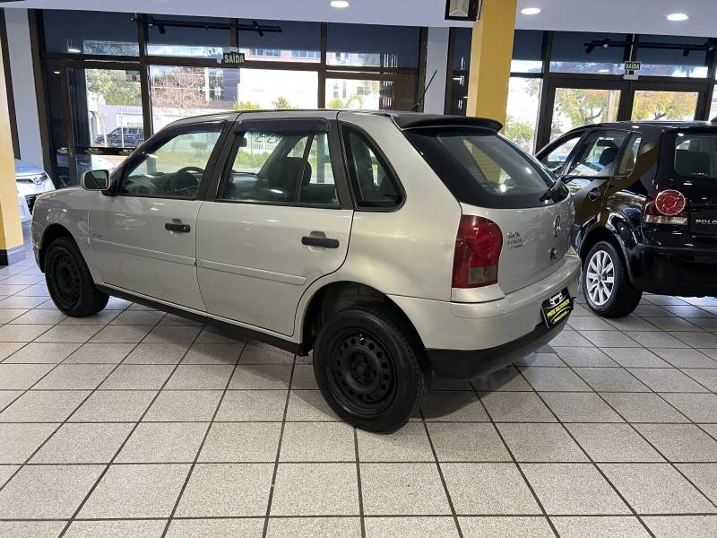 VOLKSWAGEN - GOL - 2009/2009 - Prata - R$ 21.900,00