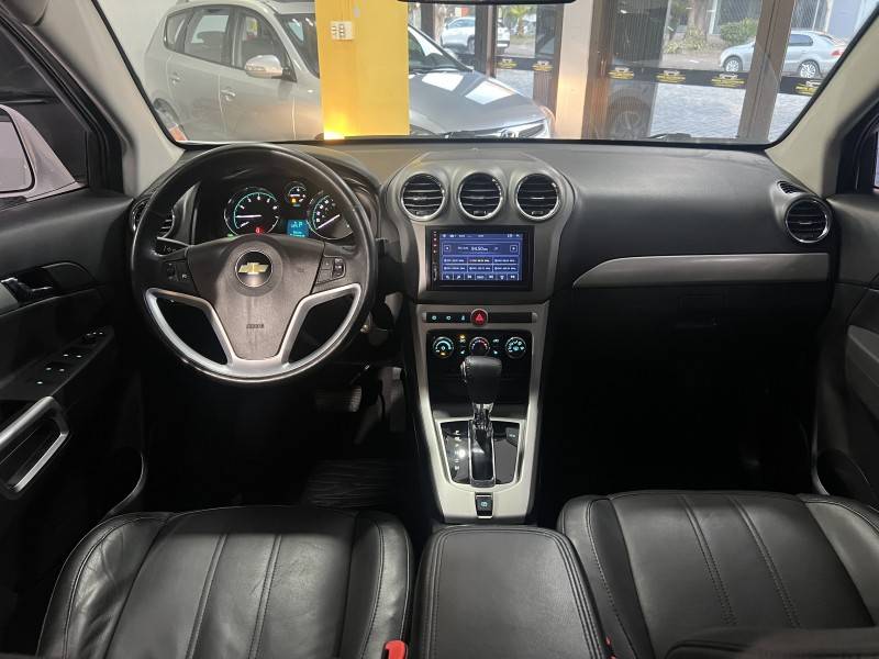 CHEVROLET - CAPTIVA - 2012/2012 - Branca - R$ 45.900,00