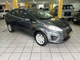 FORD - FIESTA - 2011/2011 - Cinza - R$ 37.900,00