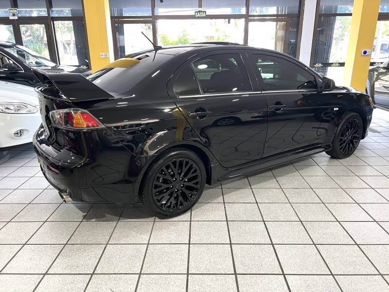 MITSUBISHI - LANCER - 2015/2016 - Preta - R$ 69.900,00