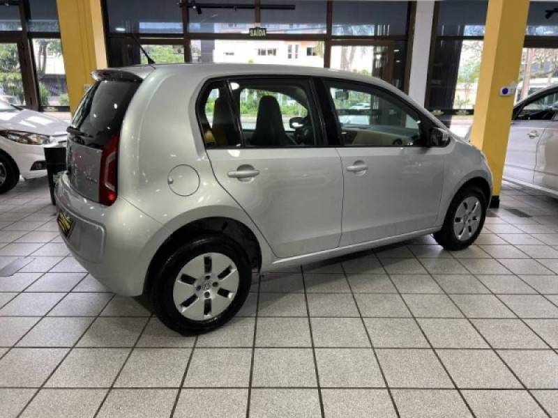 VOLKSWAGEN - UP - 2015/2015 - Prata - R$ 40.900,00