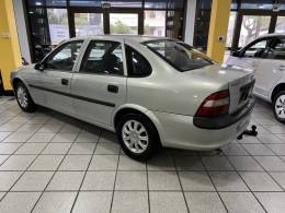 CHEVROLET - VECTRA - 1999/1999 - Prata - R$ 14.900,00