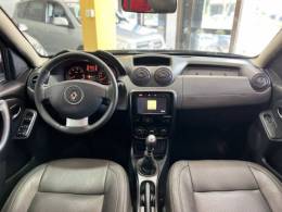 RENAULT - DUSTER - 2014/2014 - Verde - R$ 52.900,00