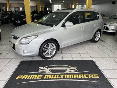 HYUNDAI - I30 CW - 2011/2011 - Prata - R$ 47.900,00