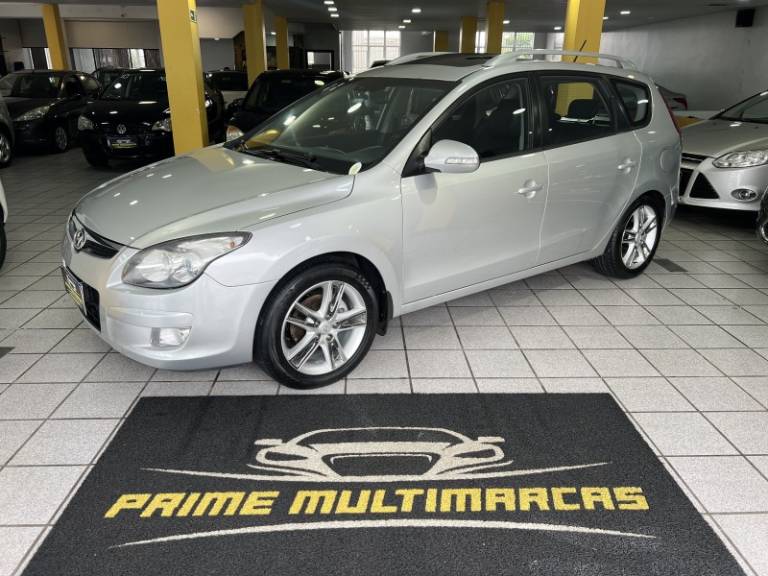 HYUNDAI - I30 CW - 2011/2011 - Prata - Sob Consulta