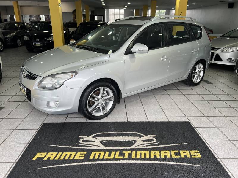 HYUNDAI - I30 CW - 2011/2011 - Prata - Sob Consulta