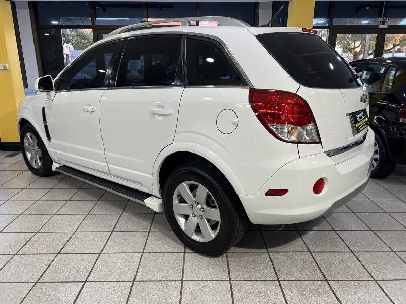 CHEVROLET - CAPTIVA - 2012/2012 - Branca - R$ 45.900,00
