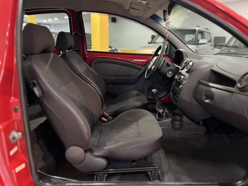 FORD - KA - 2011/2011 - Vermelha - R$ 23.900,00