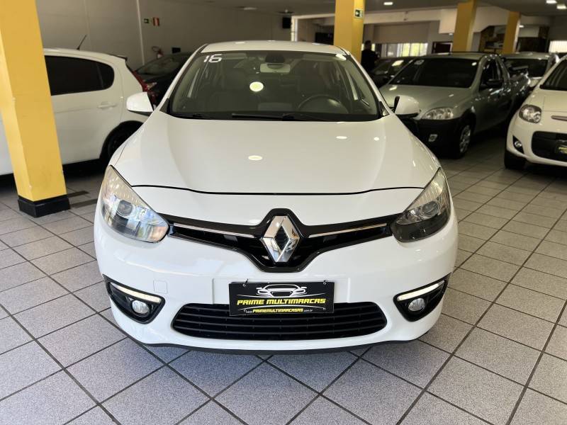 RENAULT - FLUENCE - 2016/2016 - Branca - R$ 53.900,00