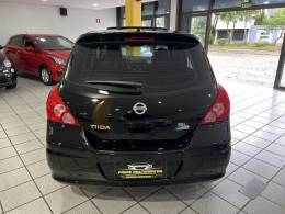 NISSAN - TIIDA - 2012/2013 - Preta - R$ 43.900,00