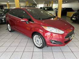 FORD - FIESTA - 2015/2015 - Vermelha - R$ 50.900,00