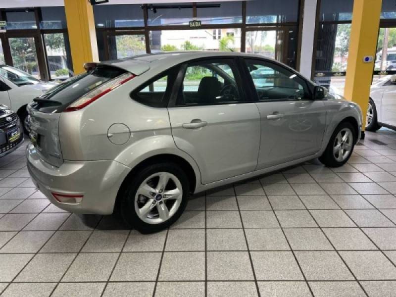 FORD - FOCUS - 2013/2013 - Prata - R$ 43.900,00