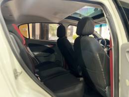 FIAT - PALIO - 2013/2014 - Branca - R$ 44.900,00