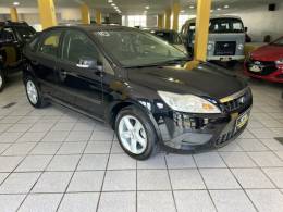 FORD - FOCUS - 2010/2010 - Preta - R$ 38.900,00