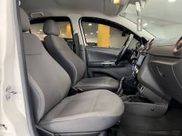 VOLKSWAGEN - VOYAGE - 2011/2012 - Branca - R$ 32.900,00