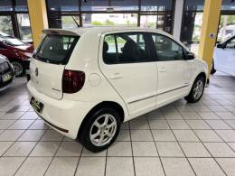 VOLKSWAGEN - FOX - 2014/2014 - Branca - R$ 42.900,00