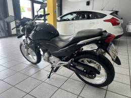 HONDA - CB 300R - 2014/2014 - Preta - R$ 12.900,00