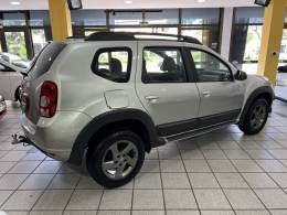 RENAULT - DUSTER - 2015/2015 - Prata - R$ 55.900,00