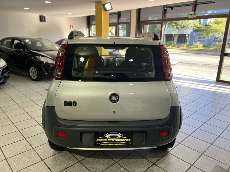 FIAT - UNO - 2011/2011 - Prata - R$ 31.900,00