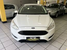 FORD - FOCUS - 2016/2016 - Branca - R$ 64.900,00