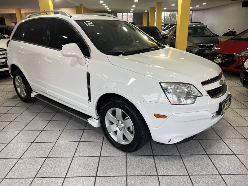 CHEVROLET - CAPTIVA - 2012/2012 - Branca - R$ 45.900,00