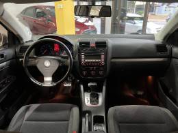 VOLKSWAGEN - JETTA - 2007/2008 - Prata - R$ 37.900,00