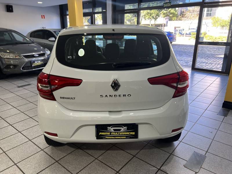 RENAULT - SANDERO - 2019/2020 - Branca - R$ 48.900,00
