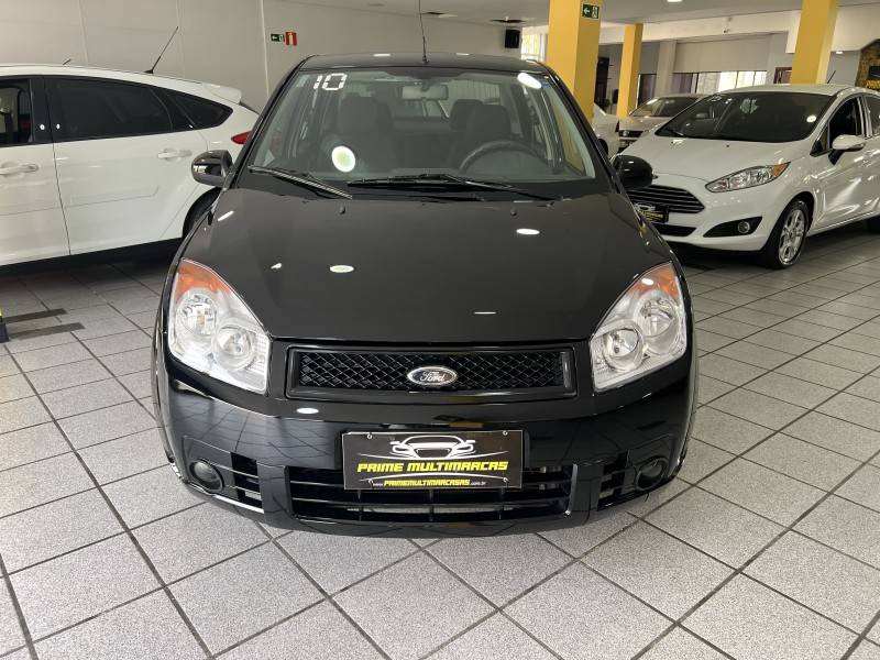 FORD - FIESTA - 2010/2010 - Preta - R$ 28.900,00