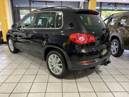 VOLKSWAGEN - TIGUAN - 2011/2011 - Preta - R$ 59.900,00