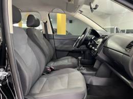 VOLKSWAGEN - POLO - 2010/2010 - Preta - R$ 34.900,00